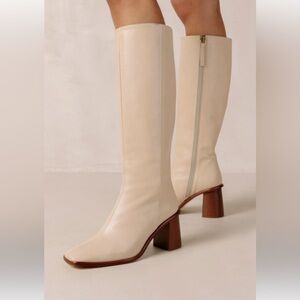 NWT Alohas East Cream Leather Boots Size 36